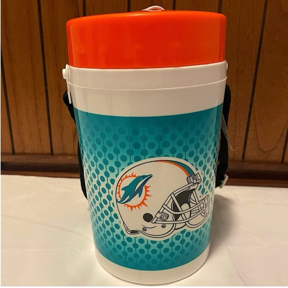 NWT NFL MIAMI DOLPHINS PLASTIC TUMBLER BOTTLE 32 oz